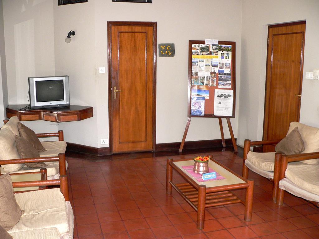 Trek-O-Tel Hotel Pokhara Ngoại thất bức ảnh