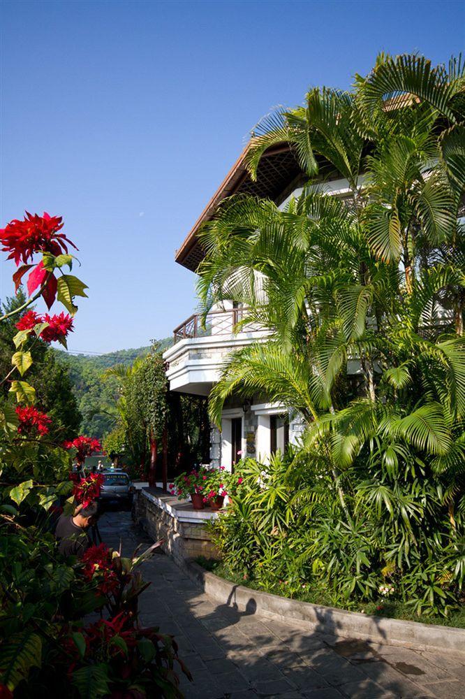 Trek-O-Tel Hotel Pokhara Ngoại thất bức ảnh