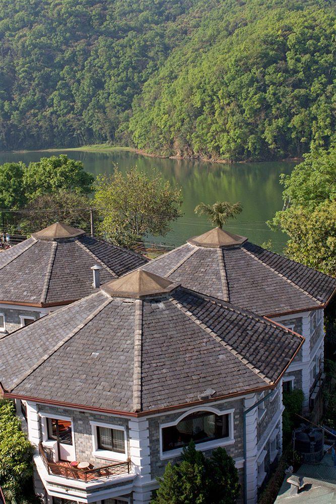 Trek-O-Tel Hotel Pokhara Ngoại thất bức ảnh