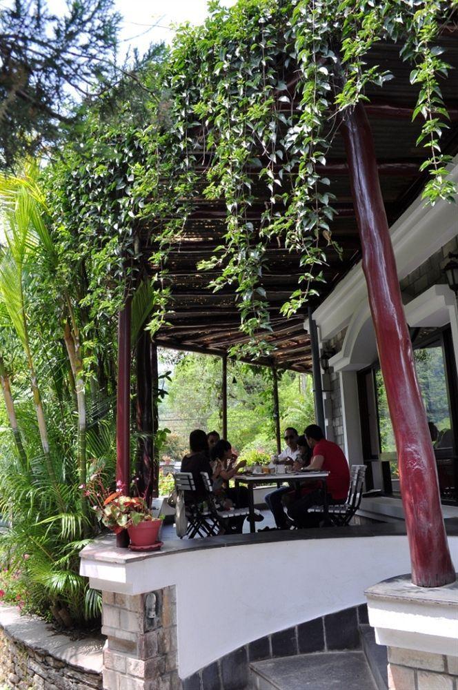 Trek-O-Tel Hotel Pokhara Ngoại thất bức ảnh