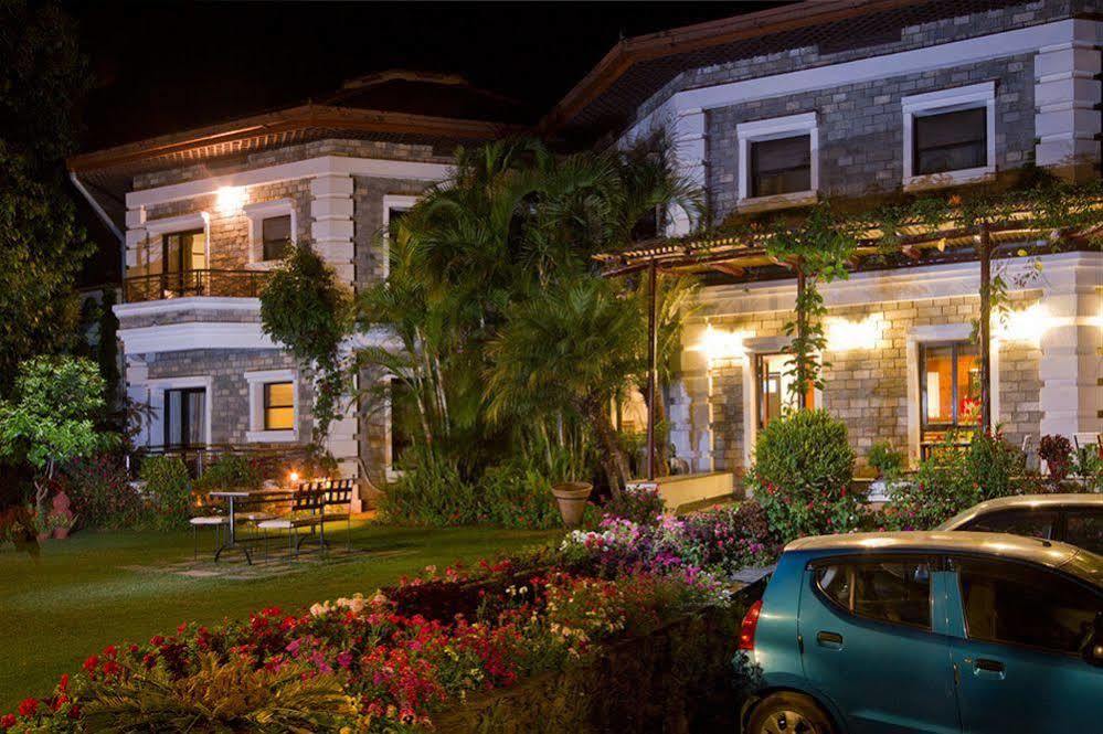 Trek-O-Tel Hotel Pokhara Ngoại thất bức ảnh